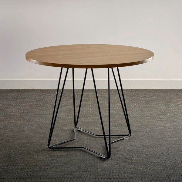 Vona Table 05